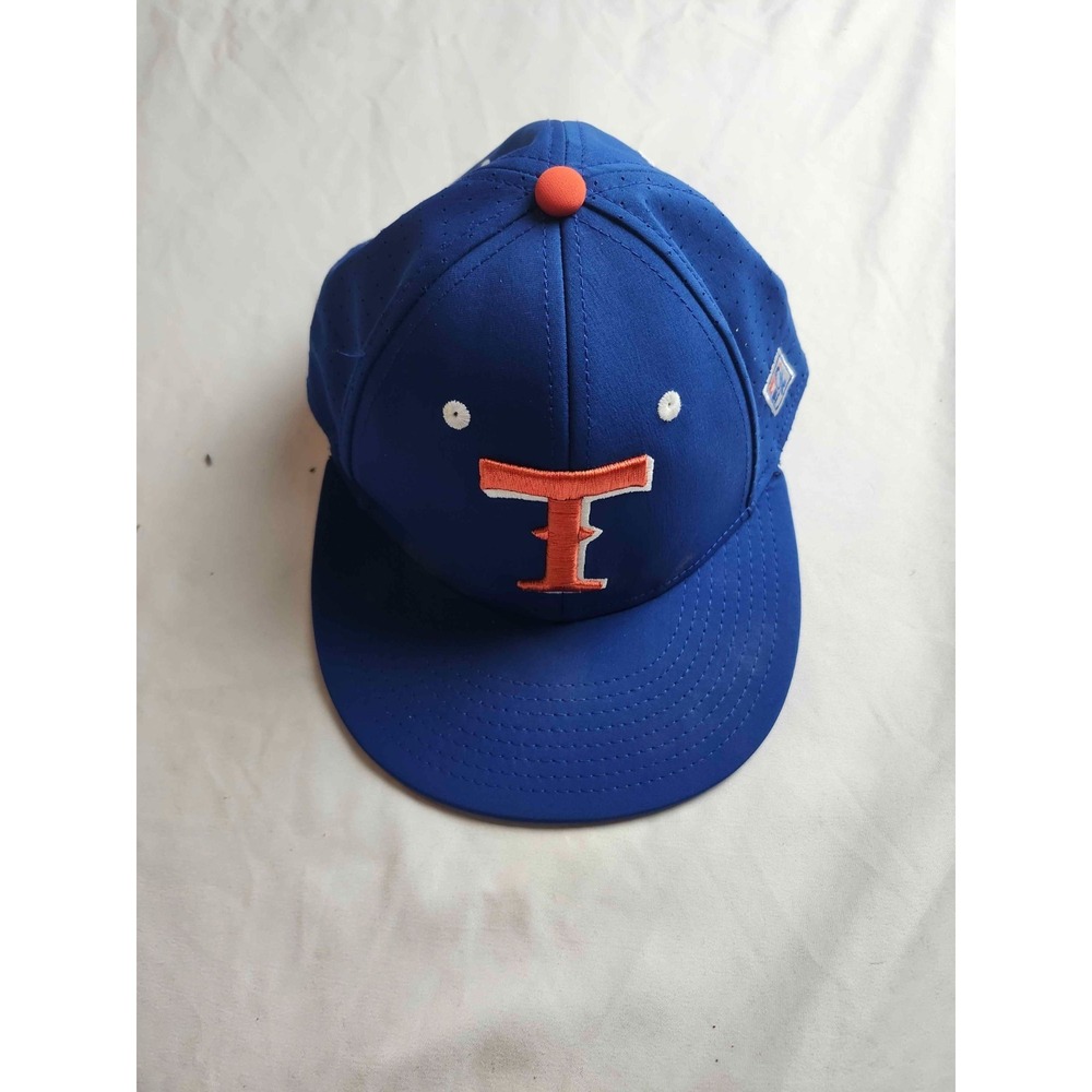 The Game Pro Tennessee Titans Fitted Hat Medium Blue Performance Baseball Cap